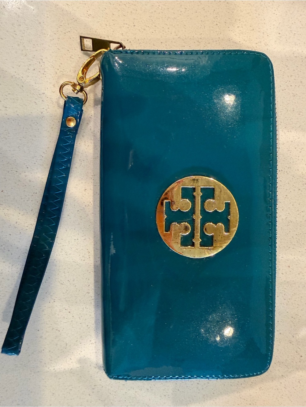 Tory Burch Teal Patent Leather Zip Wristlet with Gold Logo